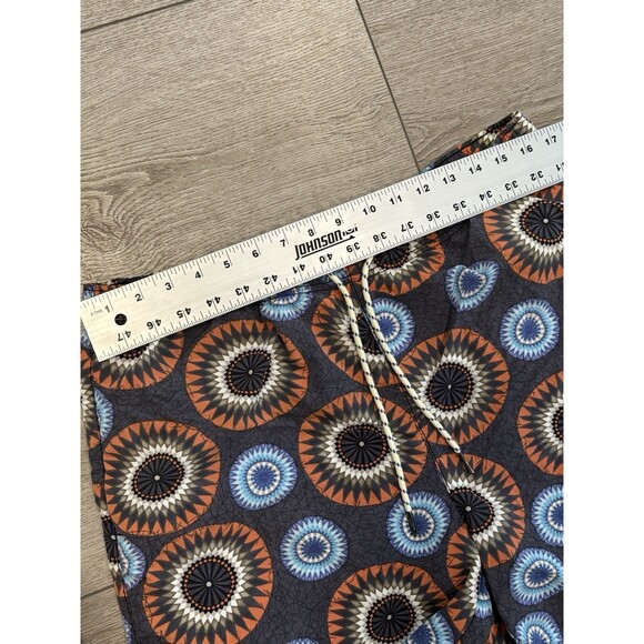 Tommy Bahama Swim Trunks Men Medium Southwestern Pattern Board Shorts Beach - Picture 3 of 6